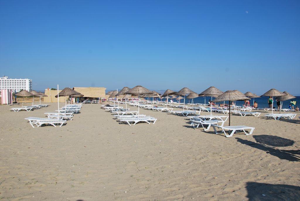 Efsanem Hotel Айвалык Экстерьер фото