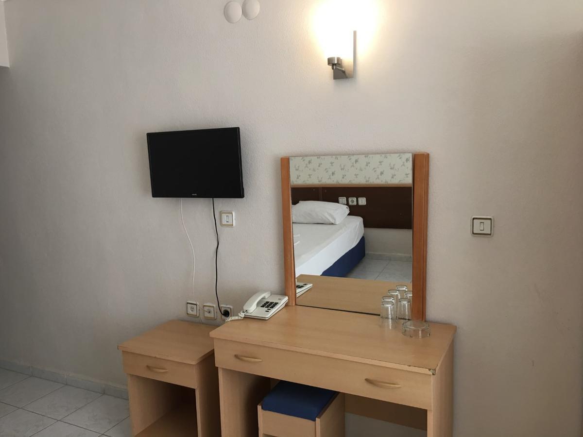 Efsanem Hotel Айвалык Экстерьер фото